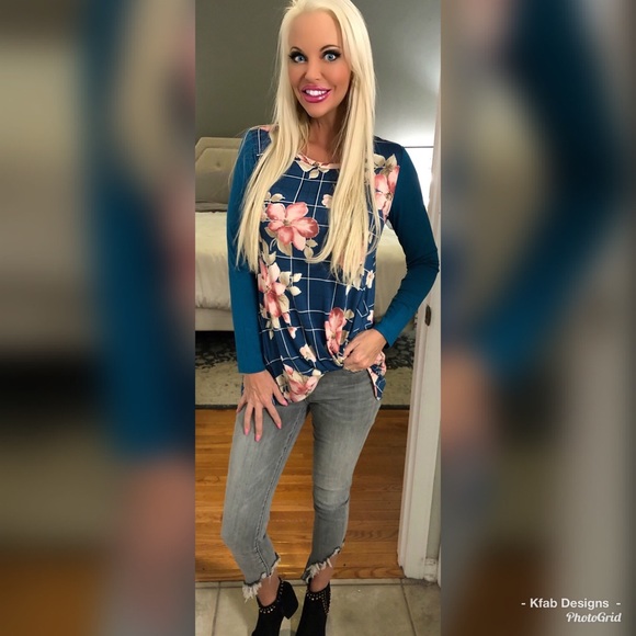 ❤️LAST 1! Beautiful Teal Contrast Tunic! - Picture 3 of 3